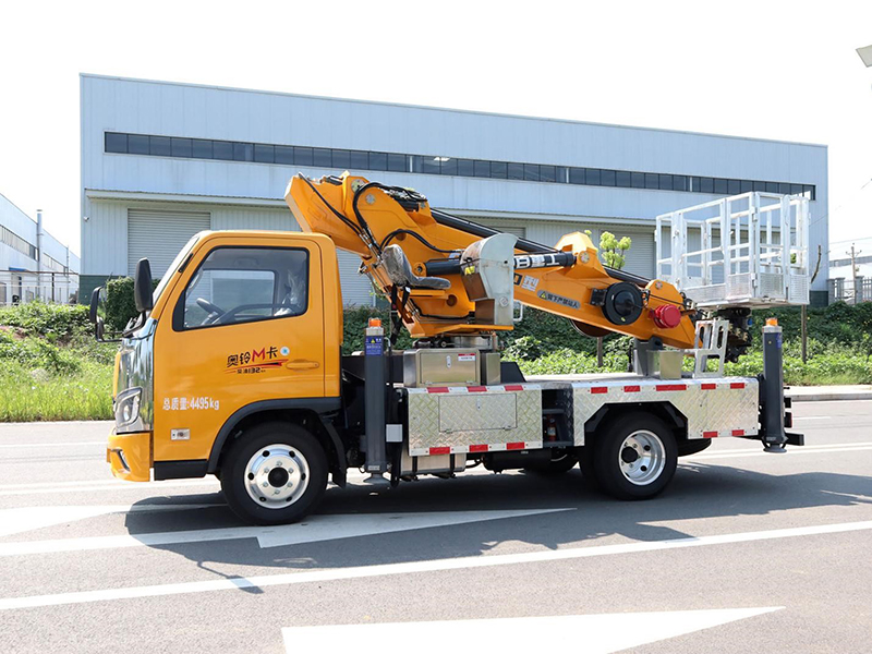 High-Altitude Work Vehicle