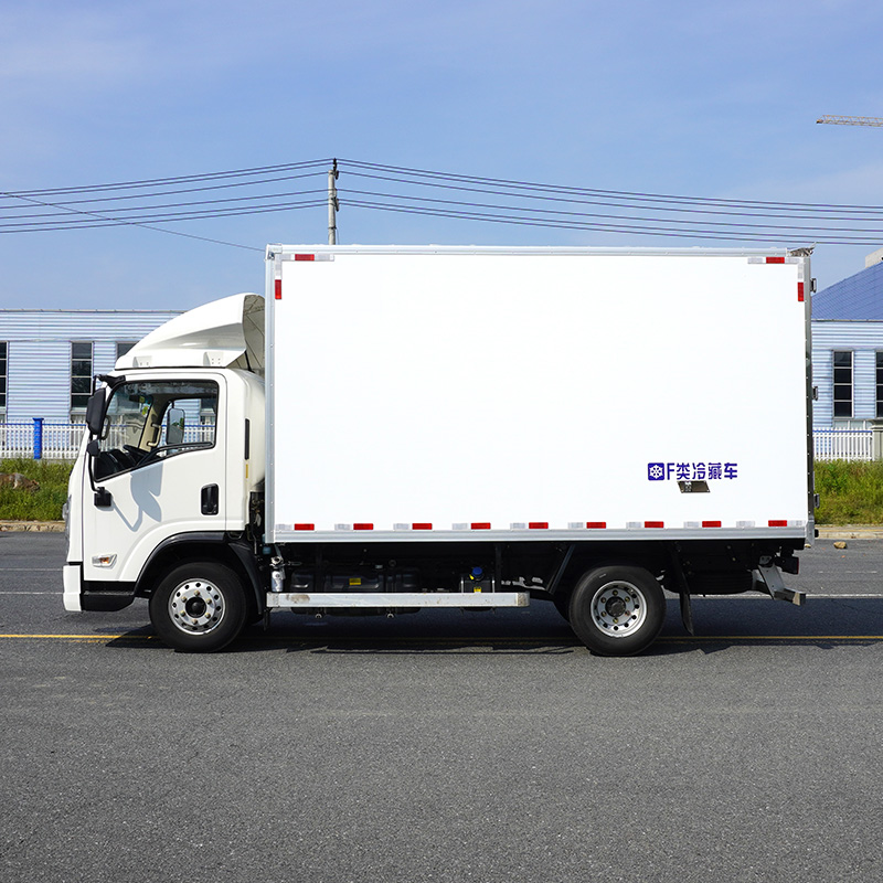 Camion frigorifique Shacman avec crochet à viande