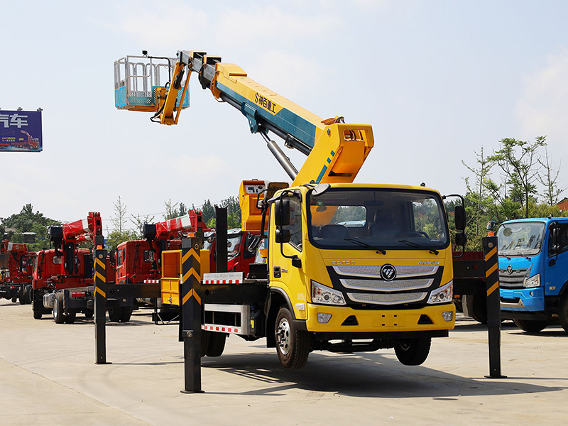 telescopic arm Aerial Basket Truck