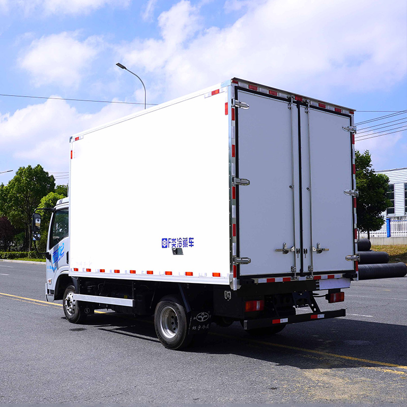 Camion frigorifique Shacman 160 CV 4X2 4,08 m