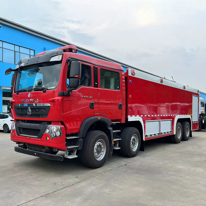 Пожарная машина ХОВО 8*4 Аварийно-спасательное оборудование Пожарная машина с водяной пеной
