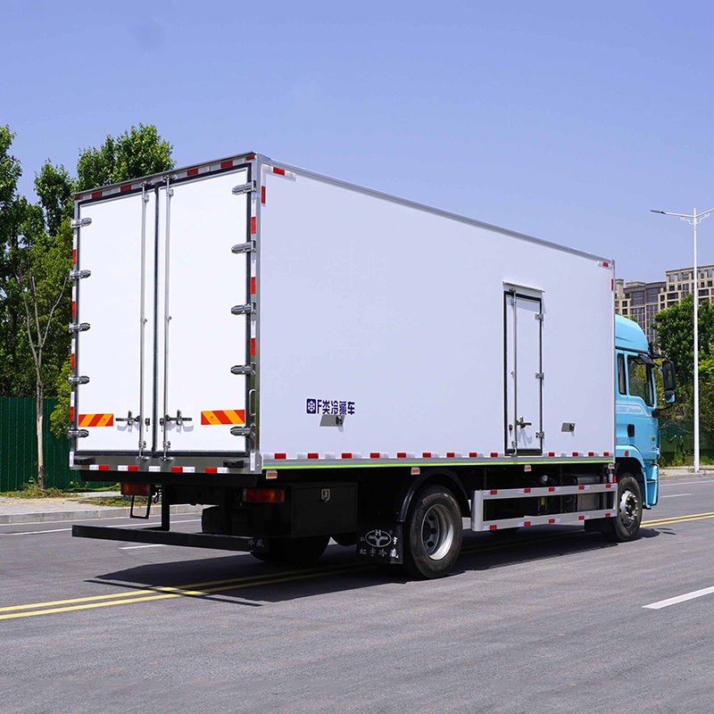 Camion frigorifique SHACMAN Delong L5000