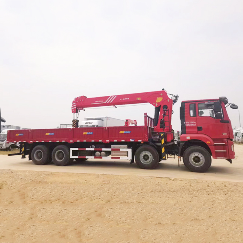 Hot Sale Shacman 8X4 LHD Cargo Truck na may 14T Knuckle Boom Crane Truck Mounted Crane