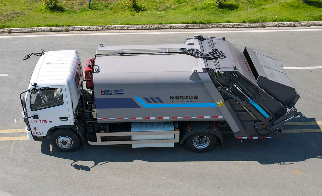 EV Compactor garbage truck