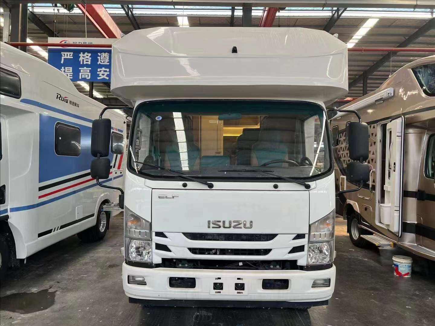 Горячая продажа автодома ИСУЗУ Дом на колесах кемпер 4x2 4x4 по заводской цене