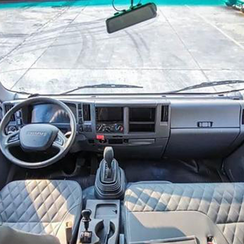 Цена модели с автоматической коробкой передач крупногабаритного автодома Цинлин Исузу 600P
