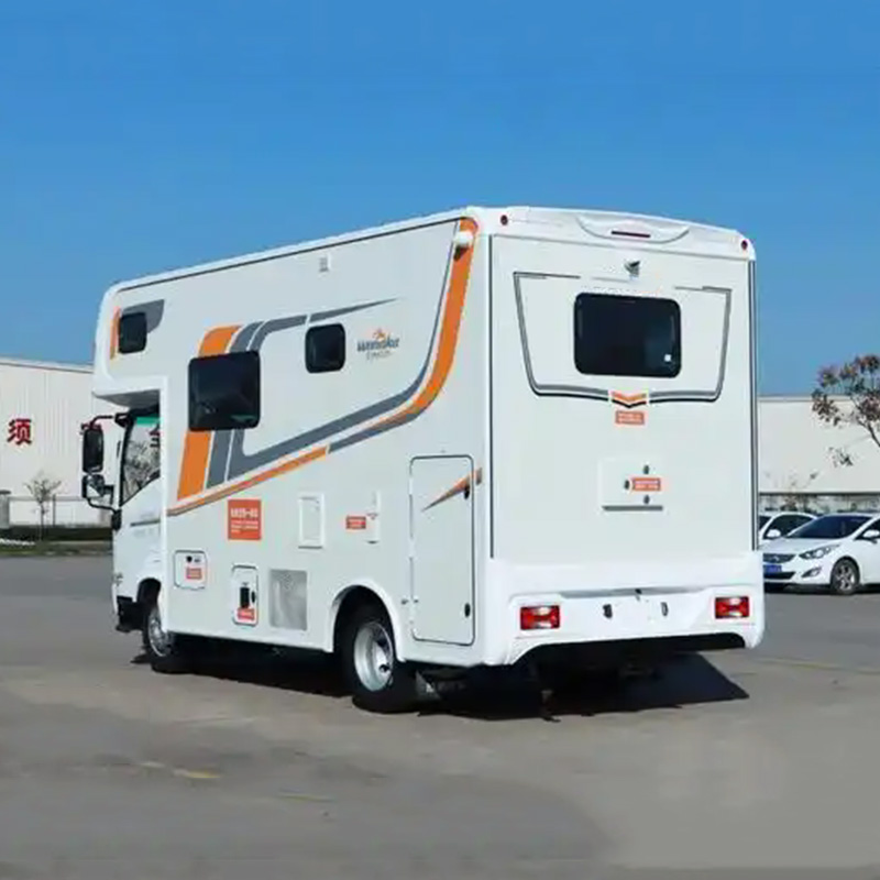 Цена модели с автоматической коробкой передач крупногабаритного автодома Цинлин Исузу 600P