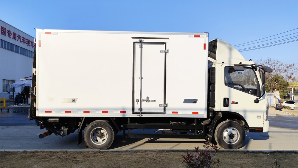 Box Cargo Transport Truck