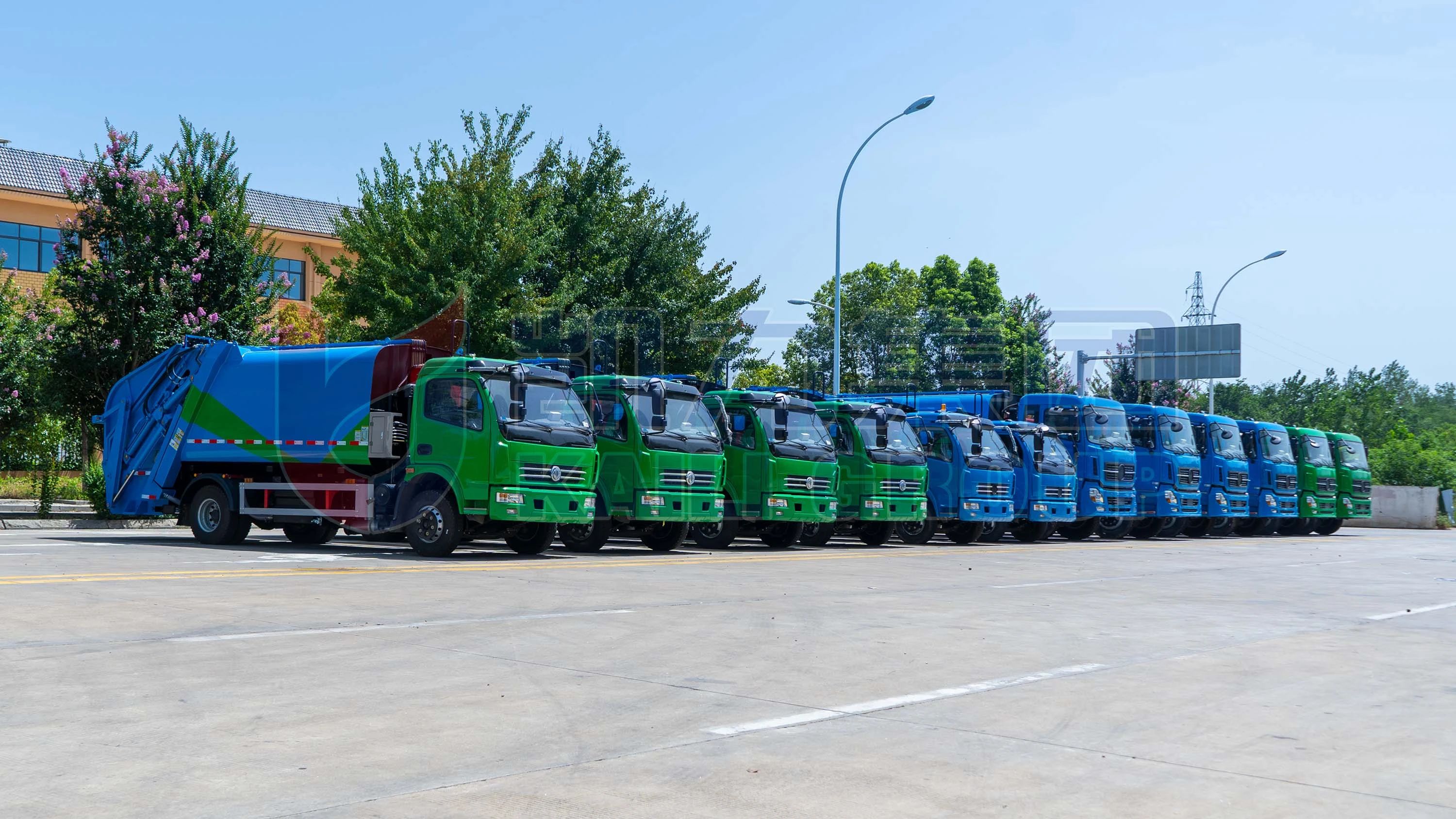 Foton Hook arm garbage truck