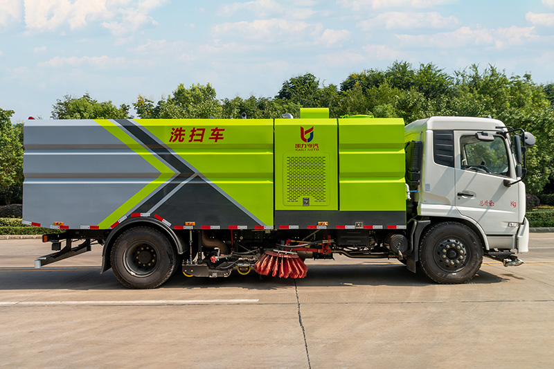 wash sweeper truck factory