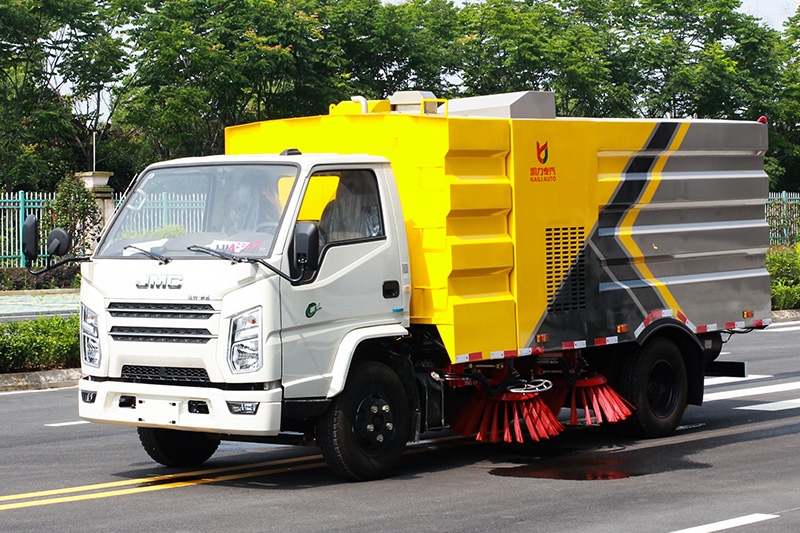 china medium road sweeper truck