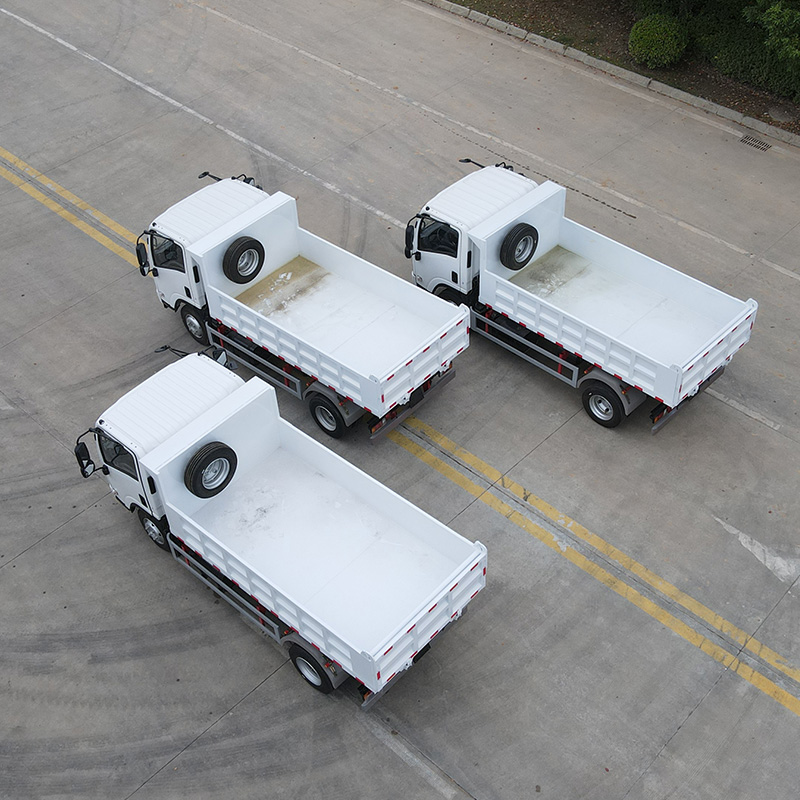 Isuzu Construction Dump Truck