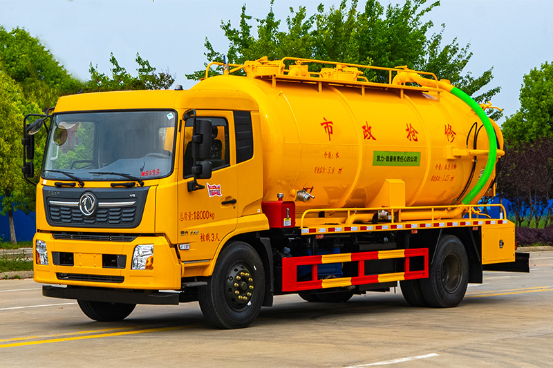 Combination Sewer Cleaner Truck