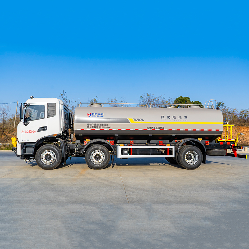 Автоцистерна для воды Дунфэн Тяньцзинь 6x2 20м³