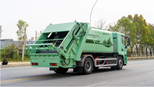 Electric Garbage Compactor Truck