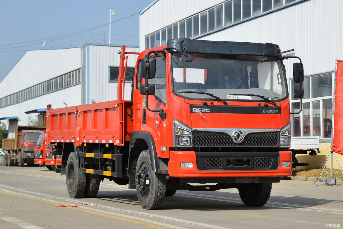 Самосвал Дунфэн Фурика F8 184 л.с. 4X2 5,25 м