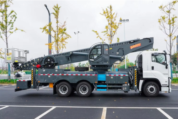Aerial Cage Work Platform Truck