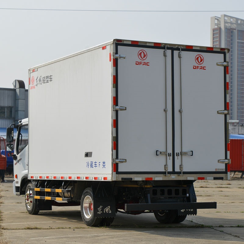 Дунфэн, Капитан Туманность K6-L Стандарт Версия 160 л.с. 4X2 4.17м