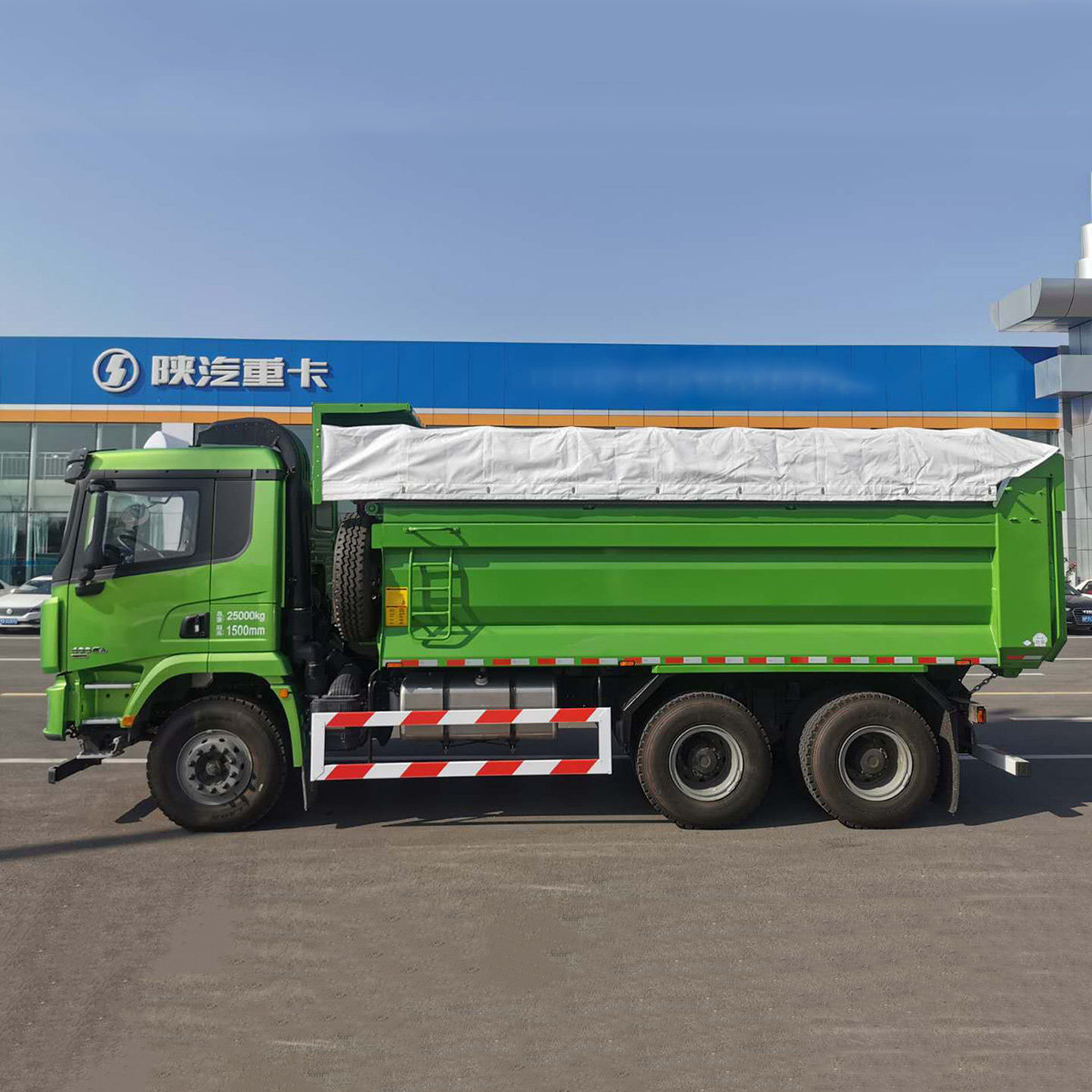 Самосвал Шакман X3000 460 л.с. 6X4 6,8 м