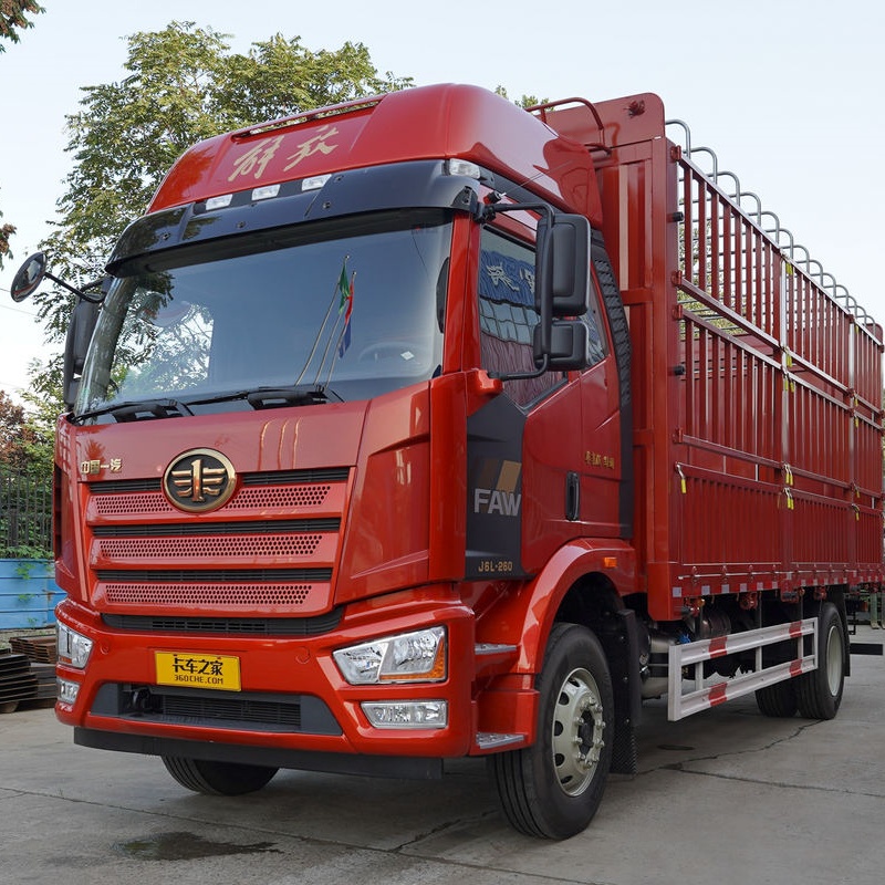 FAW Цзефан J6L Среднетоннажный грузовик Эксклюзивная версия, 260 л.с., 4X2, 6,75-метровый фургон