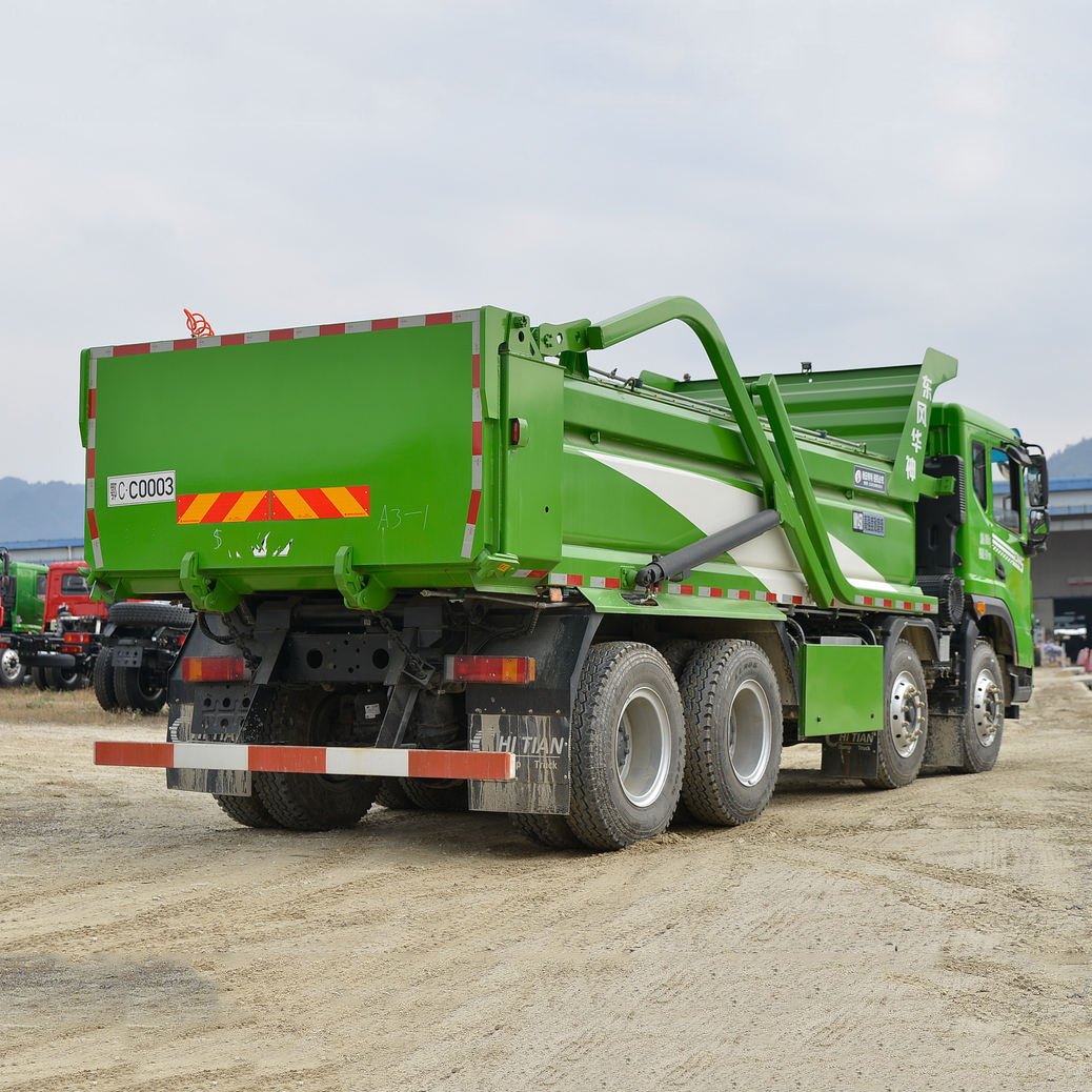 Самосвал Дунфэн Хуашен ДВ5 300 л.с. 8x4