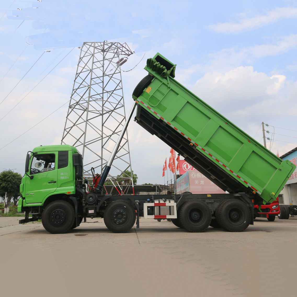 Дунфэн Тяньцзинь 8x4 350 л.с. дизельный самосвал 5,8 м