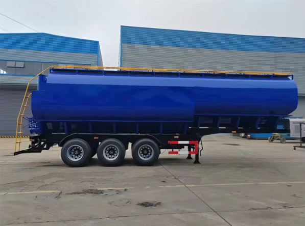Semi-trailer Bulk Feed Trailer 30 Tons Farm Chicken Feed Pig Feed Transport Tanker Trailer
