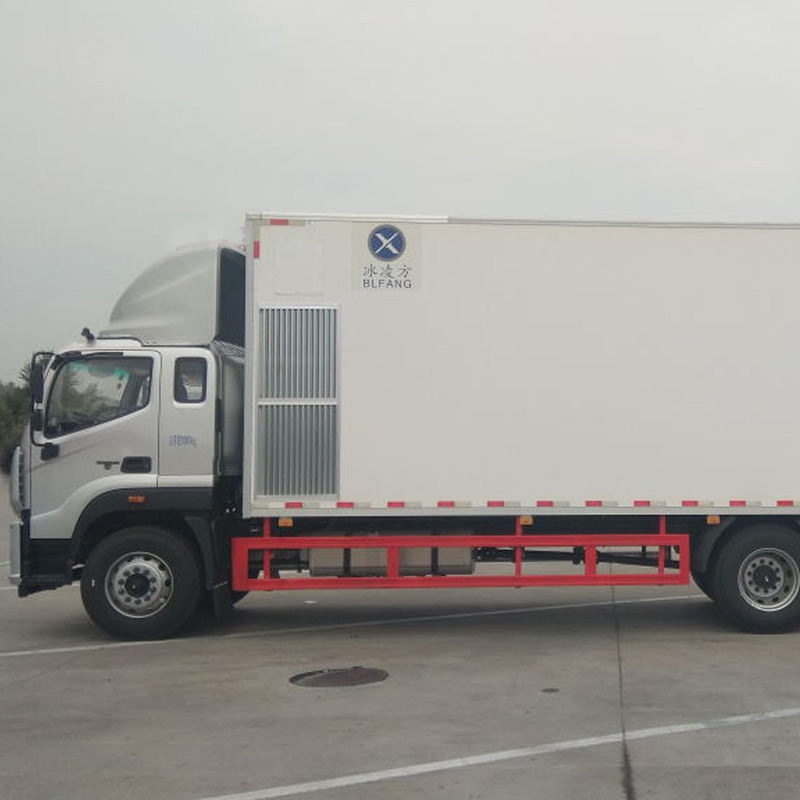 Vehículo de transporte de pollos Foton Aumark serie R, 220 caballos de fuerza, 4x2, 7,6 metros