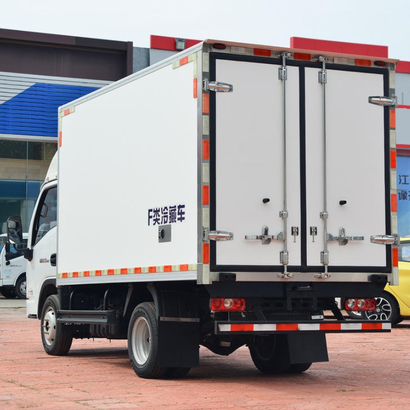 Camión refrigerado Yuejin Fuyun S80, 95 caballos de fuerza, 4x2, 3,55 metros