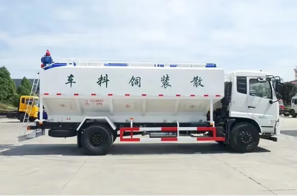Camión cisterna de alimento a granel de 20 cbm Dongfeng, camión de transporte de alimento para pollos de 10 toneladas, a la venta