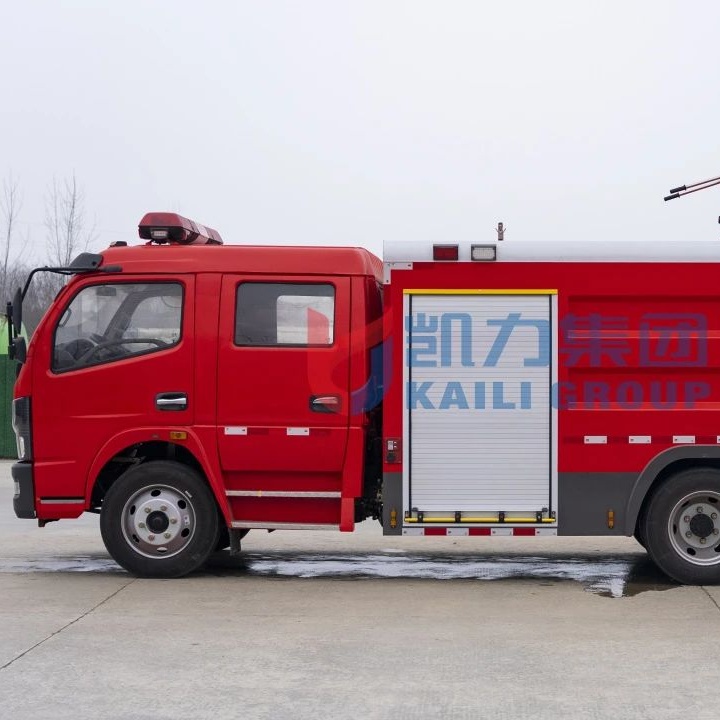 Camión contra incendios de espuma Kailifeng Dongfeng Caput de 5 metros cúbicos