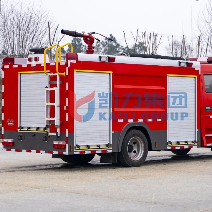 Camión contra incendios de espuma Kailifeng Dongfeng Caput de 5 metros cúbicos
