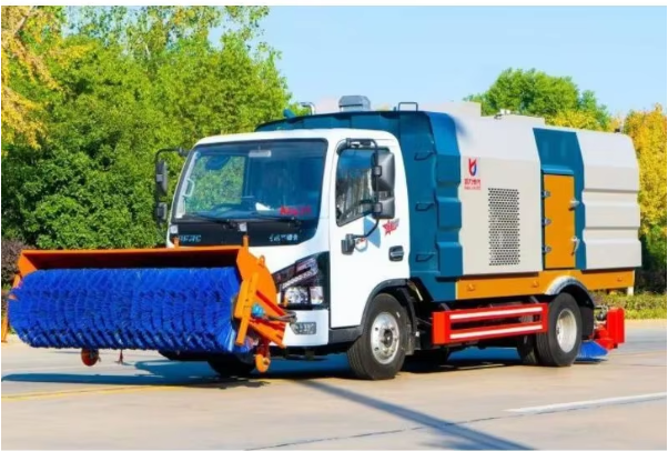 5 cubic vacuum truck