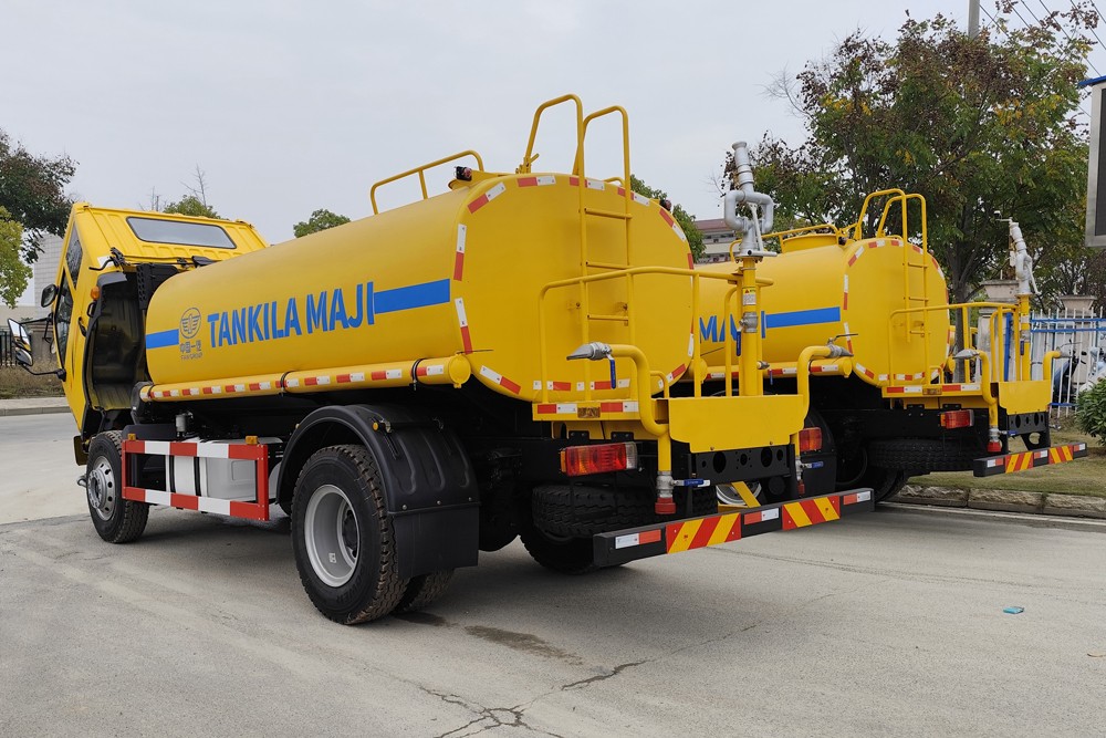 sprinkler truck