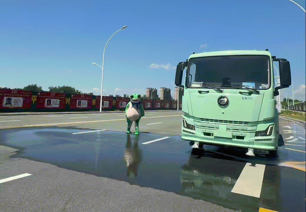 pure electric sprinkler truck