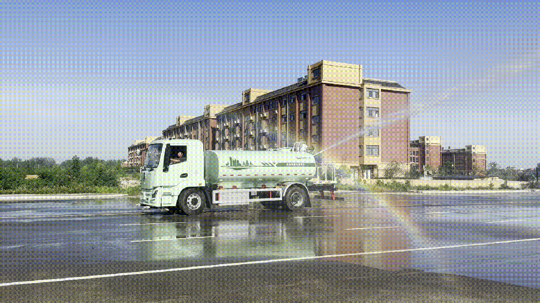 electric sprinkler truck