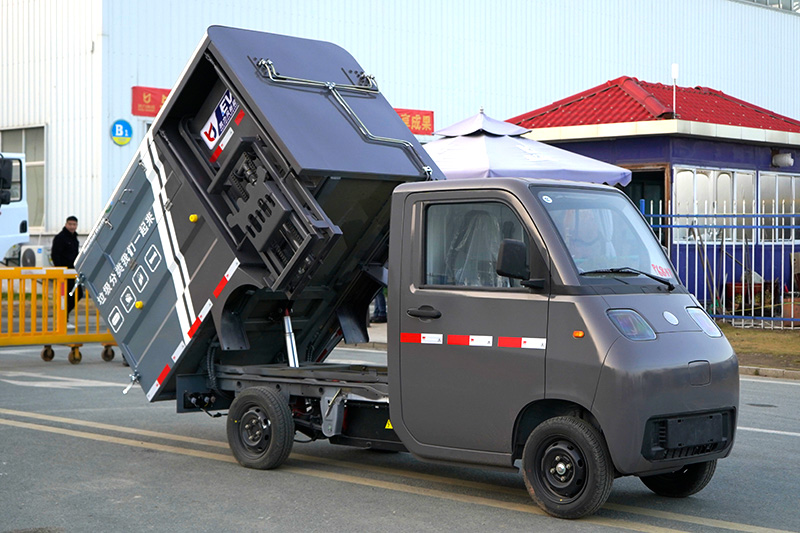 Electric Bucket Garbage Truck