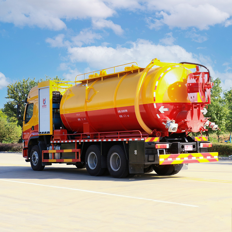 Liuqi 6*4 high pressure cleaning at suction truck