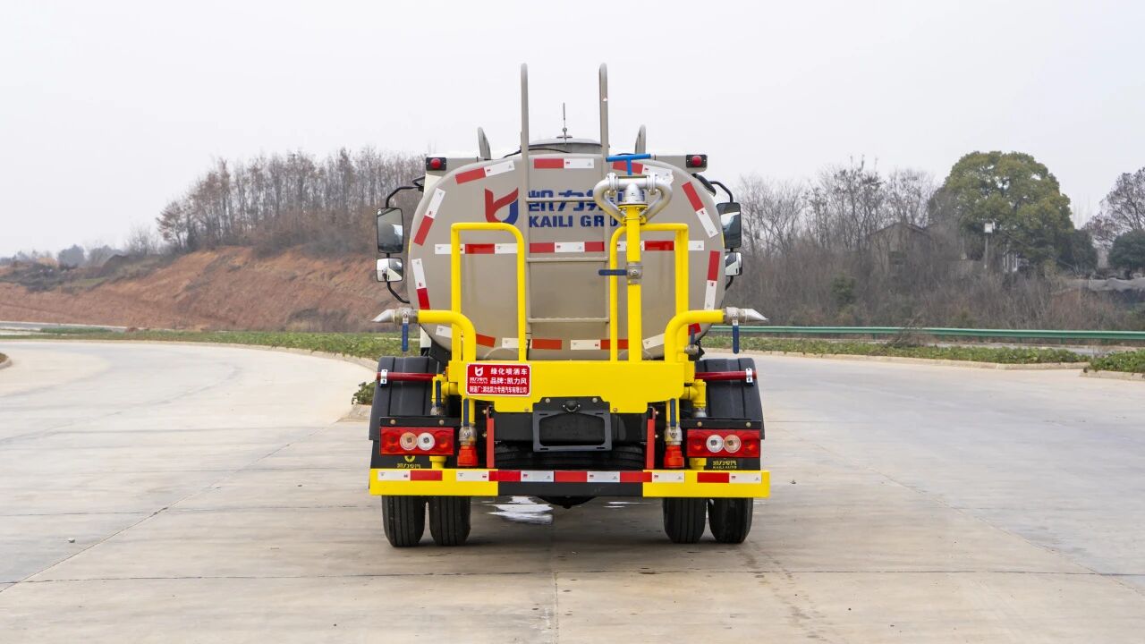 water truck tanker