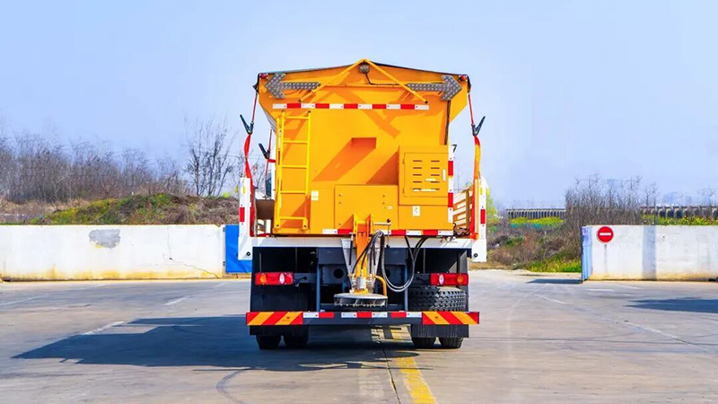 Snowplow Truck Snowplow Truck