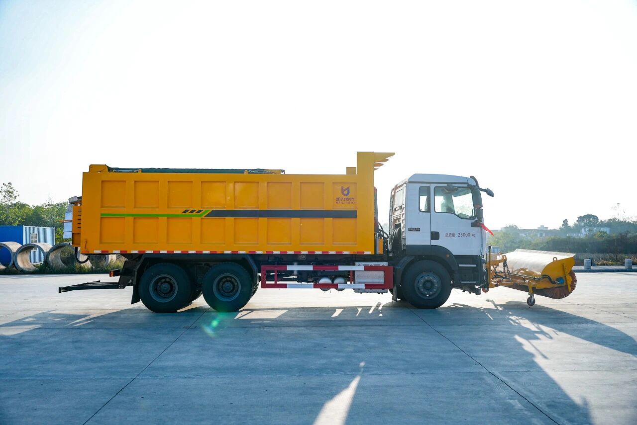 Snowplow Truck Snowplow Truck