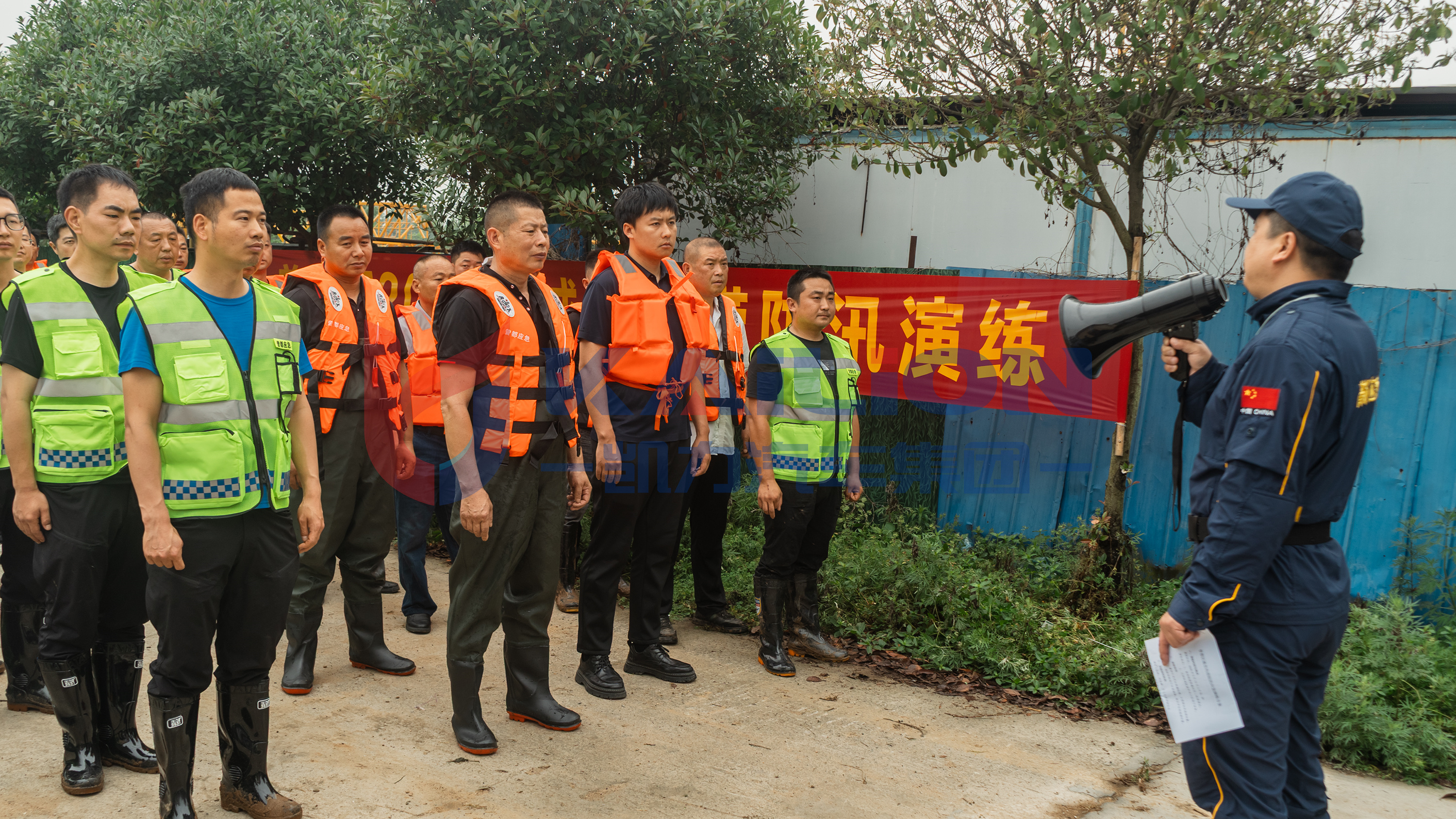 China heavy duty truck manufacturer China heavy duty truck manufacturer