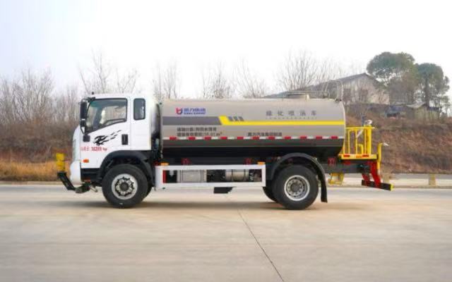 Truk Penyiram Air Kailifeng Sinotruk 12cbm – KLF5160GPSC6