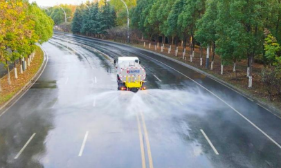 water tank truck