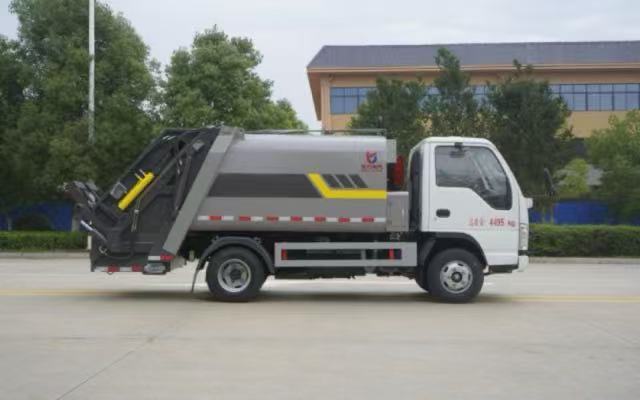 Truk Sampah Kompresi Kailifeng Isuzu Lingka 5.3cbm – KLF5040ZYSQ6