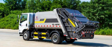 compression garbage truck