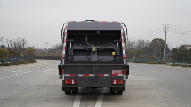 Camion à ordures à compression Kailifeng Sinotruk Haoman 6.5cbm – KLF5042ZYSZ6