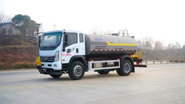 Truk Penyiram Air Kailifeng Sinotruk 12cbm – KLF5160GPSC6 Truk Penyiram Air Kailifeng Sinotruk 12cbm – KLF5160GPSC6