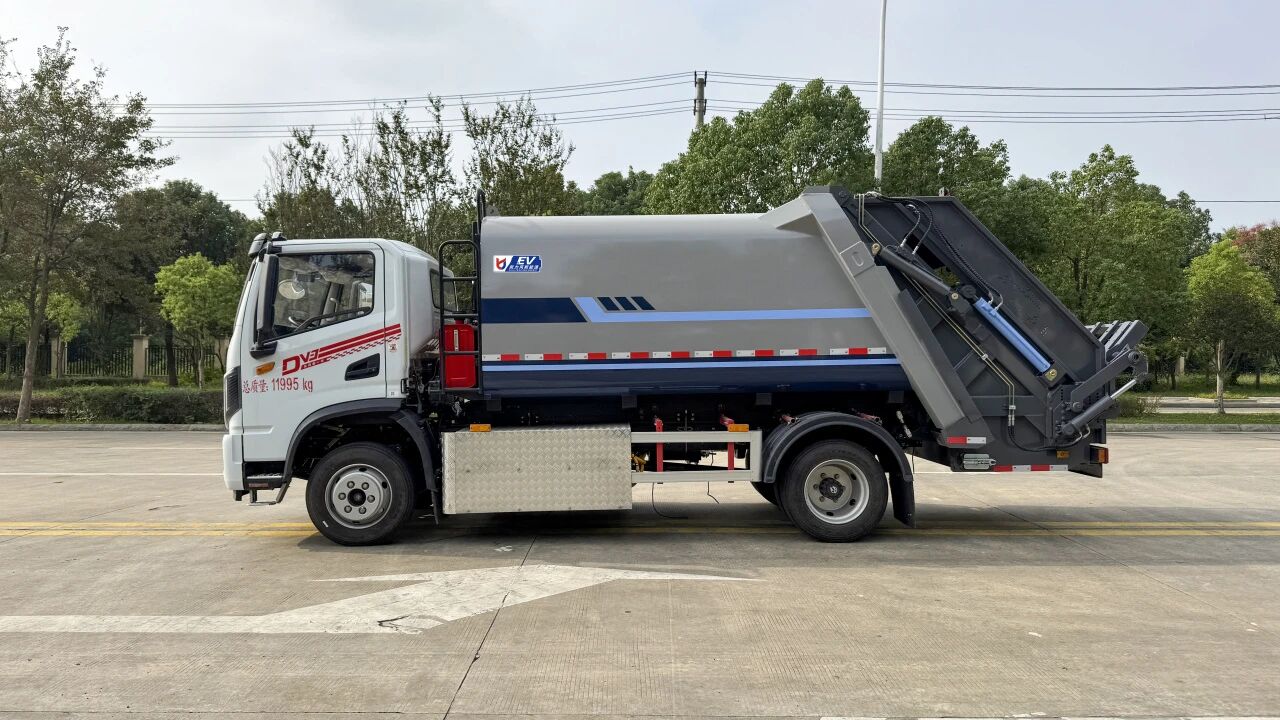 compactor truck