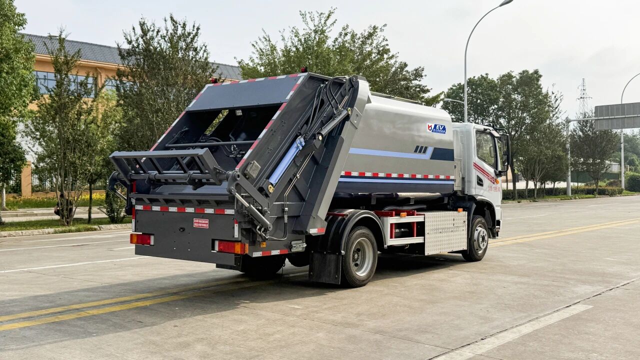 compactor truck